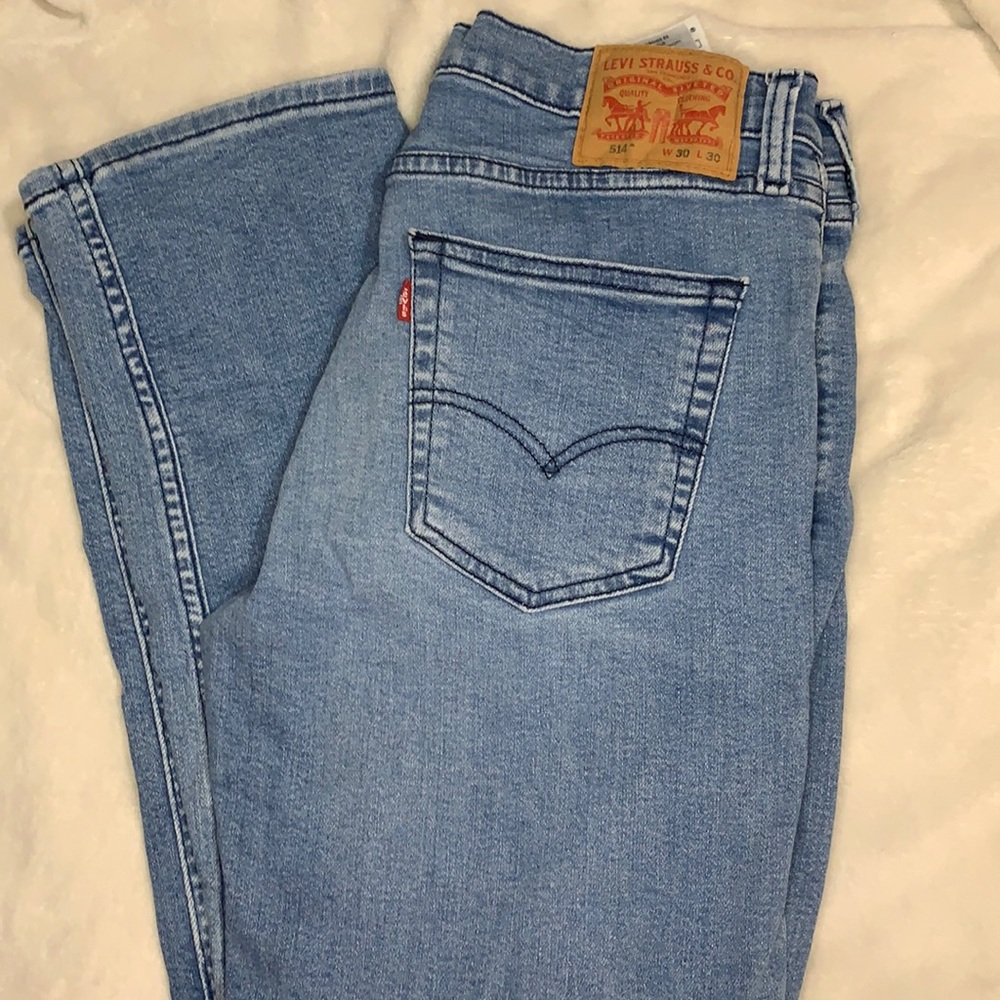 Levi’s  514 men or women jeans